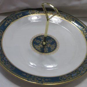 Round Serving Plate with Handle (DP) Carlyle